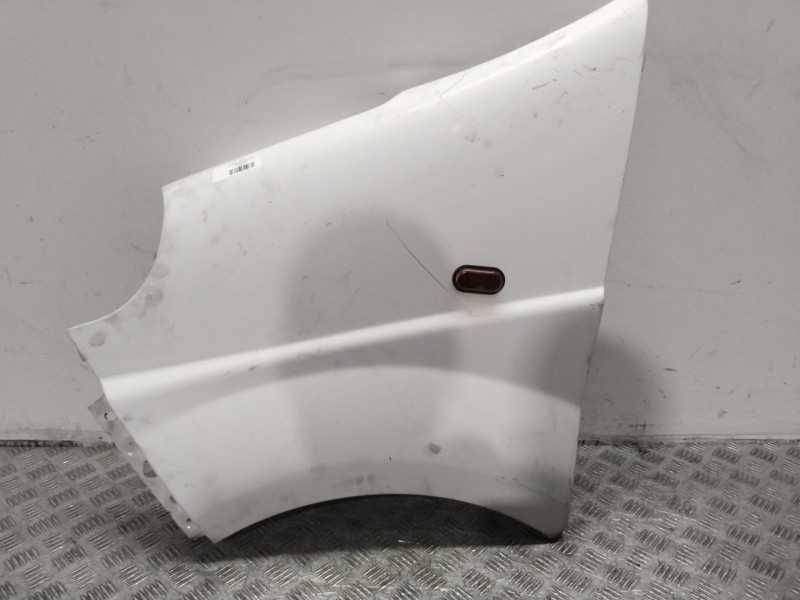 Recambio de aleta delantera izquierda para nissan primastar autobús (x83) dci 100 referencia OEM IAM 6311300Q0A  