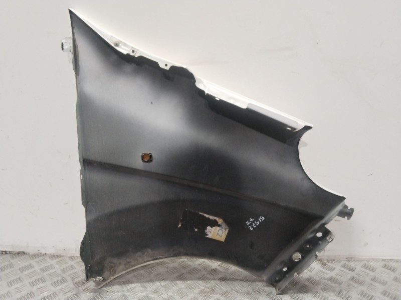 Recambio de aleta delantera izquierda para nissan primastar autobús (x83) dci 100 referencia OEM IAM 6311300Q0A  