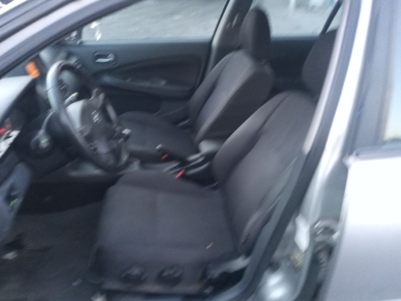 nissan almera ii hatchback (n16) del año 2005 nissan almera ii hatchback (n16) del año 2005