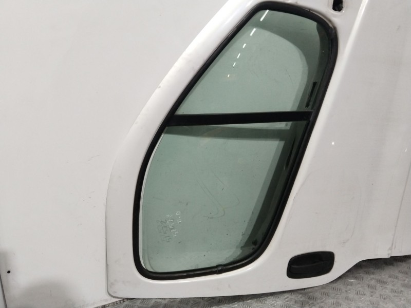 Recambio de puerta delantera derecha para nissan primastar autobús (x83) dci 100 referencia OEM IAM 8010000QAD  