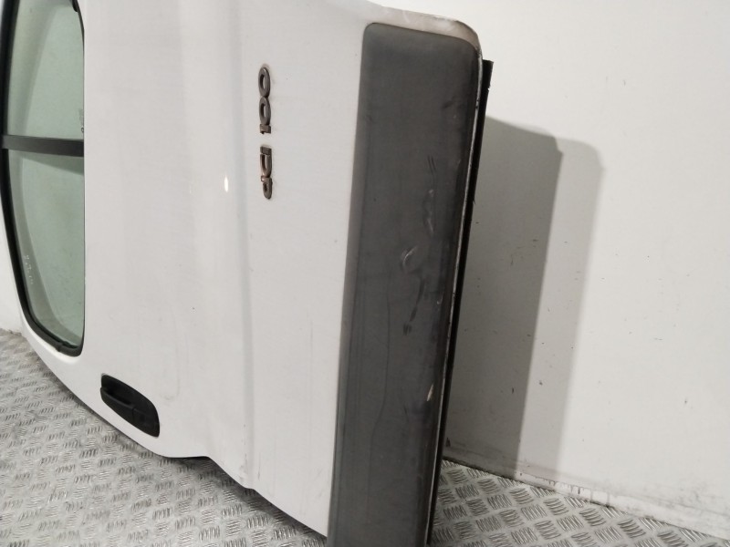 Recambio de puerta delantera derecha para nissan primastar autobús (x83) dci 100 referencia OEM IAM 8010000QAD  