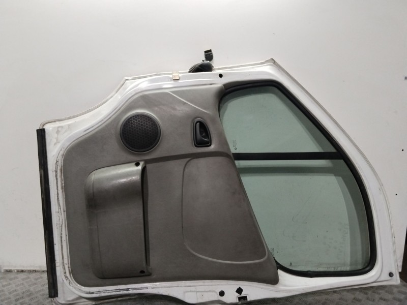 Recambio de puerta delantera derecha para nissan primastar autobús (x83) dci 100 referencia OEM IAM 8010000QAD  