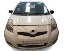 toyota yaris (_p9_) del año 2011