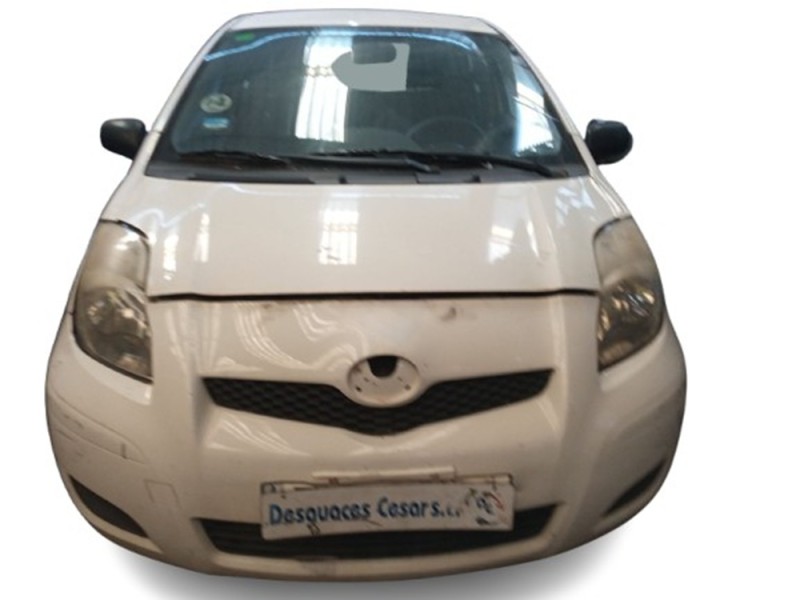 toyota yaris (_p9_) del año 2011