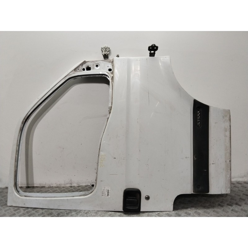 Recambio de puerta delantera derecha para nissan interstar mod. 04 (x70) caja cerrada, l 1 h 2, techo referencia OEM IAM  BLANCA