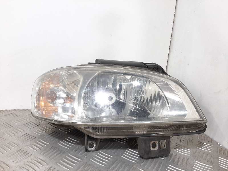 Recambio de faro derecho para seat ibiza (6k1) sport referencia OEM IAM 6K1941030C  