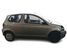 toyota yaris (_p1_) del año 2001
