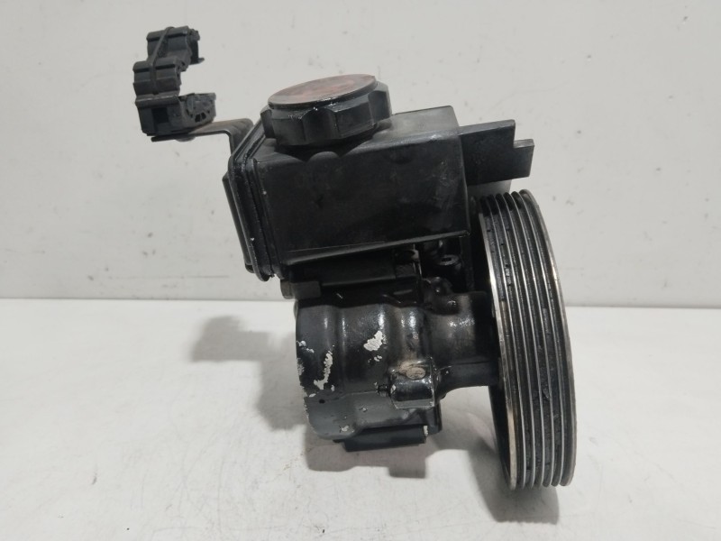 Recambio de bomba direccion para peugeot 206 hatchback (2a/c) 1.4 16v referencia OEM IAM 26079884  