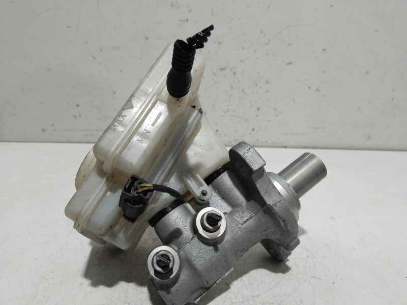 Recambio de bomba freno para mini mini (r56) cooper d referencia OEM IAM 34336772413  