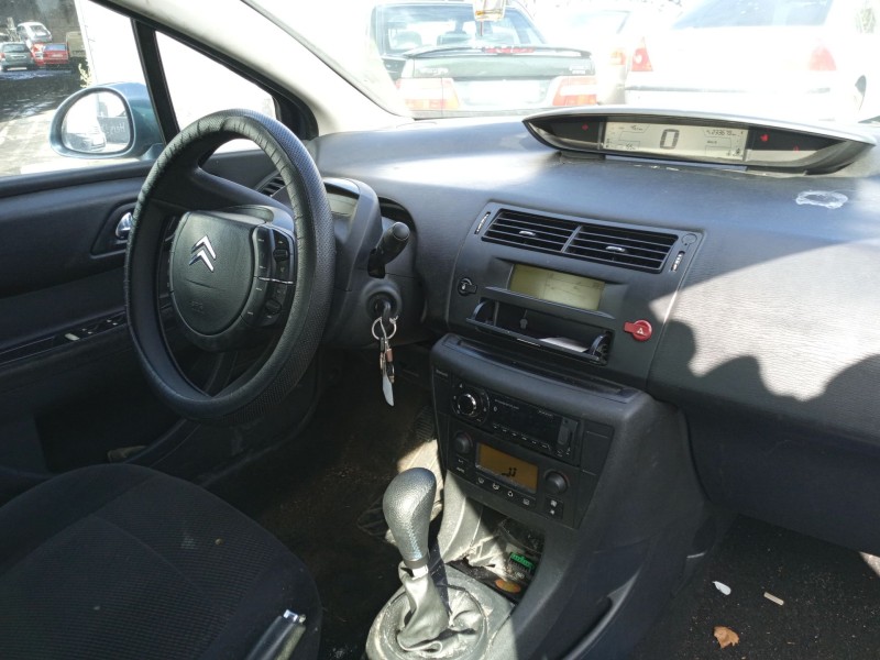 citroën c4 i sedán del año 2009