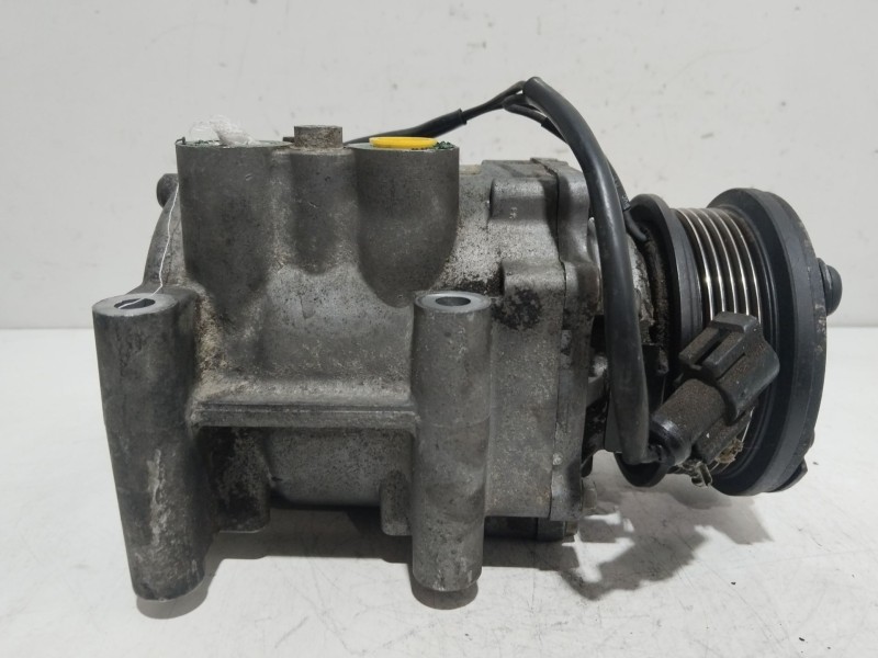 Recambio de compresor aire acondicionado para ford mondeo iii (b5y) 1.8 16v referencia OEM IAM HCCYS4HAA  