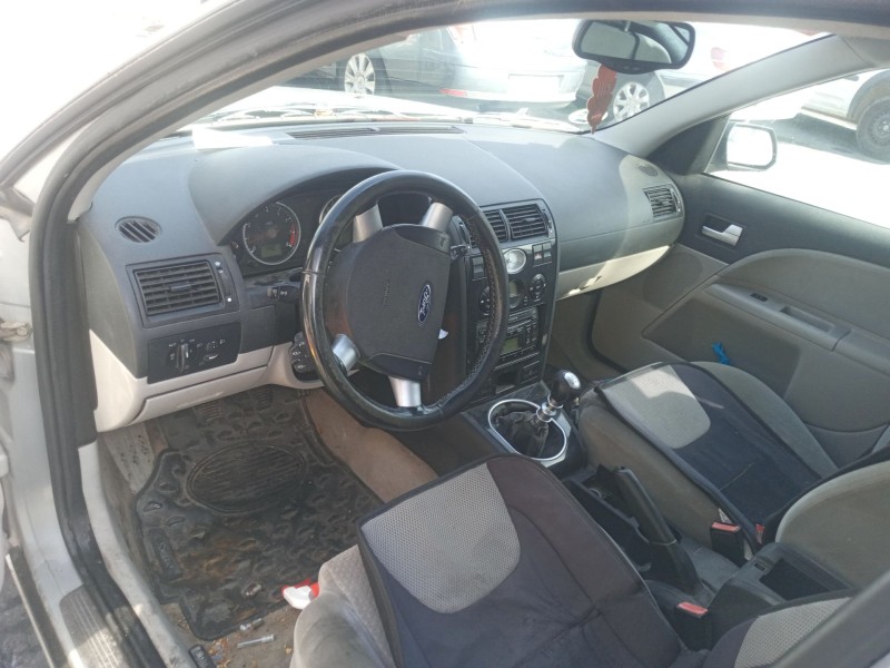 ford mondeo iii sedán (b4y) del año 2001 ford mondeo iii sedán (b4y) del año 2001