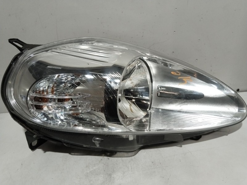 Recambio de faro derecho para fiat punto evo (199_) 1.3 d multijet referencia OEM IAM 086611147R  