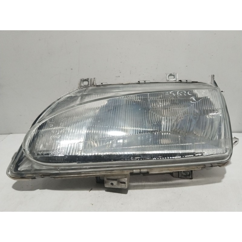 Recambio de faro izquierdo para ford galaxy i (wgr) 1.9 tdi referencia OEM IAM 0301048311  