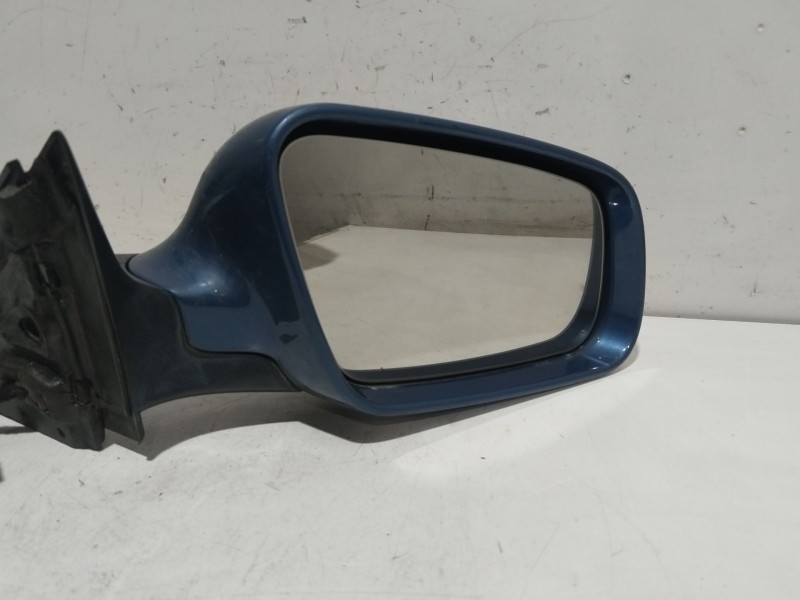 Recambio de retrovisor derecho para audi a3 (8l1) 1.6 referencia OEM IAM RS0328396  