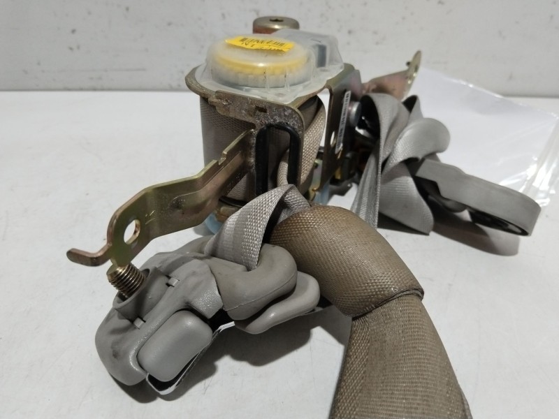 Recambio de cinturon seguridad delantero derecho para kia opirus (gh) 3.5 referencia OEM IAM 888203F100NF  