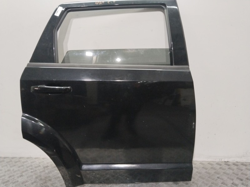 Recambio de puerta trasera derecha para dodge journey 2.0 crd referencia OEM IAM 68040232AB  NEGRO