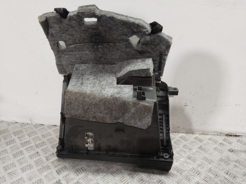 Recambio de guantera para opel astra h sedán (a04) 1.7 cdti (l69) referencia OEM IAM 13313192  