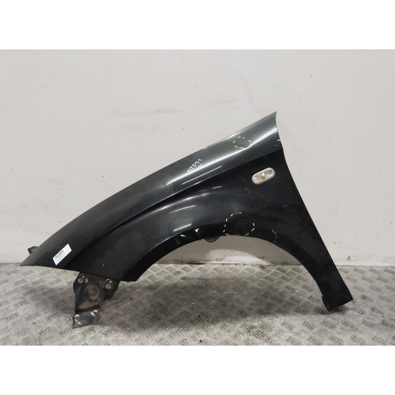 Recambio de aleta delantera izquierda para seat toledo iii (5p2) 1.9 tdi referencia OEM IAM 5P0821021A  