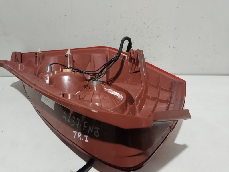 Recambio de piloto trasero izquierdo para mazda 5 (cr) 2.0 cd (cr19) referencia OEM IAM C23551180E  