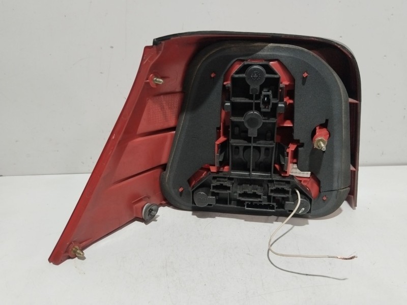 Recambio de piloto trasero derecho para volkswagen golf iv variant (1j5) 1.6 16v referencia OEM IAM 1J6945096Q  