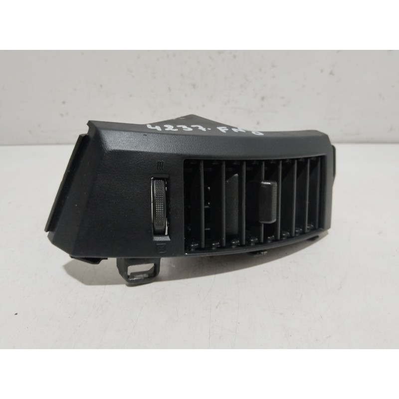 Recambio de aireador central izquierdo para mazda 5 (cr) 2.0 cd (cr19) referencia OEM IAM C236GM932  