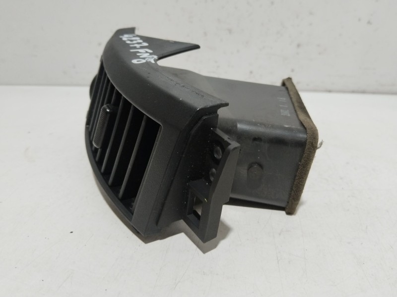 Recambio de aireador central izquierdo para mazda 5 (cr) 2.0 cd (cr19) referencia OEM IAM C236GM932  