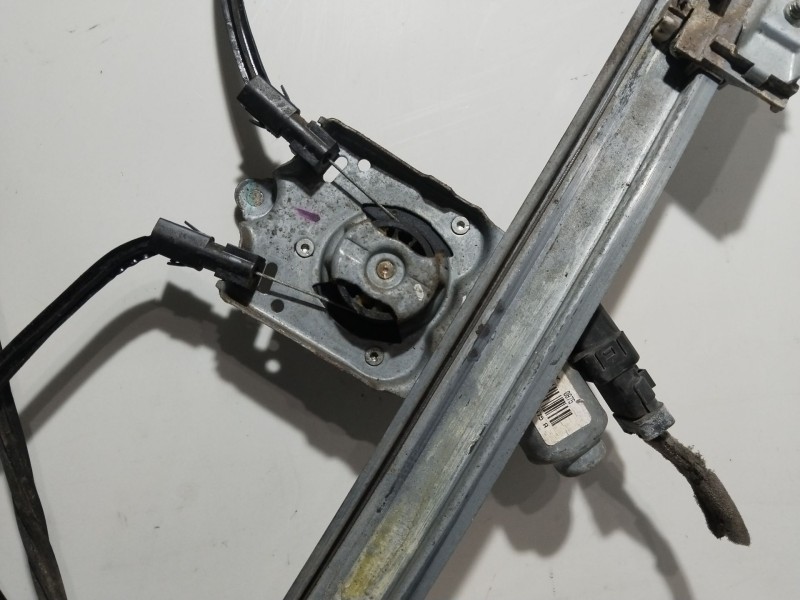 Recambio de elevalunas delantero derecho para renault megane ii coupe/cabrio confort dynamique referencia OEM IAM 400875A  