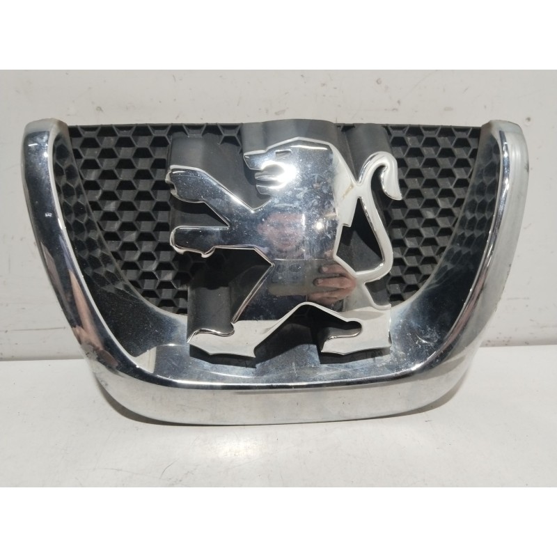 Recambio de rejilla delantera para peugeot 207/207+ (wa_, wc_) 1.4 hdi referencia OEM IAM 18C0001030  