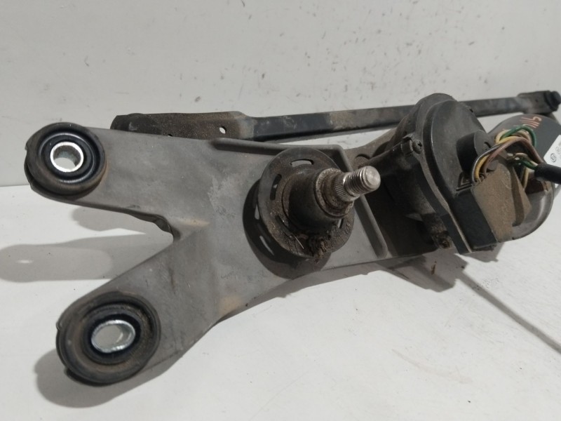 Recambio de motor limpia delantero para kia opirus (gh) 3.5 referencia OEM IAM 981103F000  