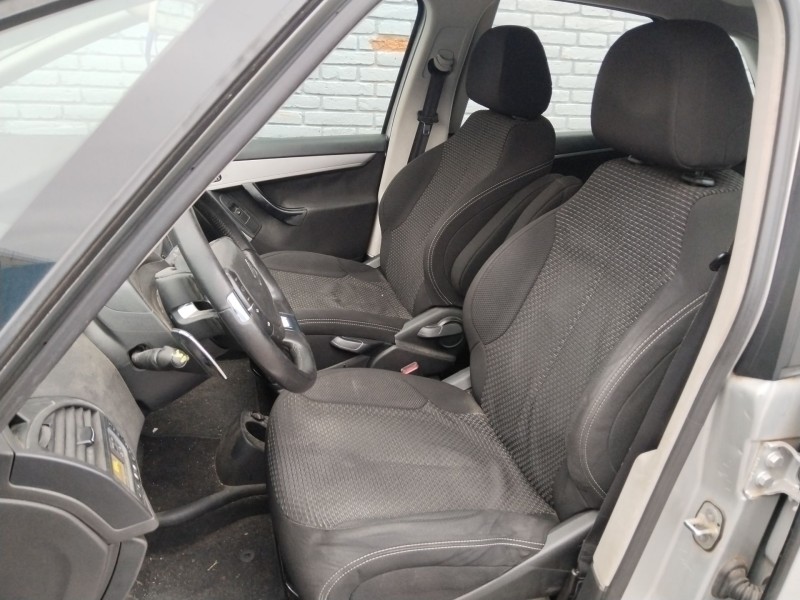 citroën c4 picasso i monospace (ud_) del año 2010