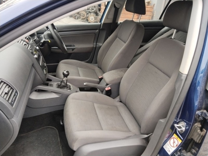 volkswagen golf plus v (5m1, 521) del año 2008