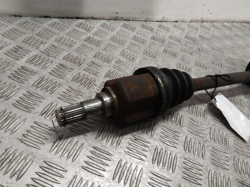 Recambio de transmision delantera izquierda para nissan almera tino (v10) 1.8 referencia OEM IAM 39101BU010   Recambio de transmision delantera izquierda para nissan almera tino (v10) 1.8 referencia OEM IAM 39101BU010