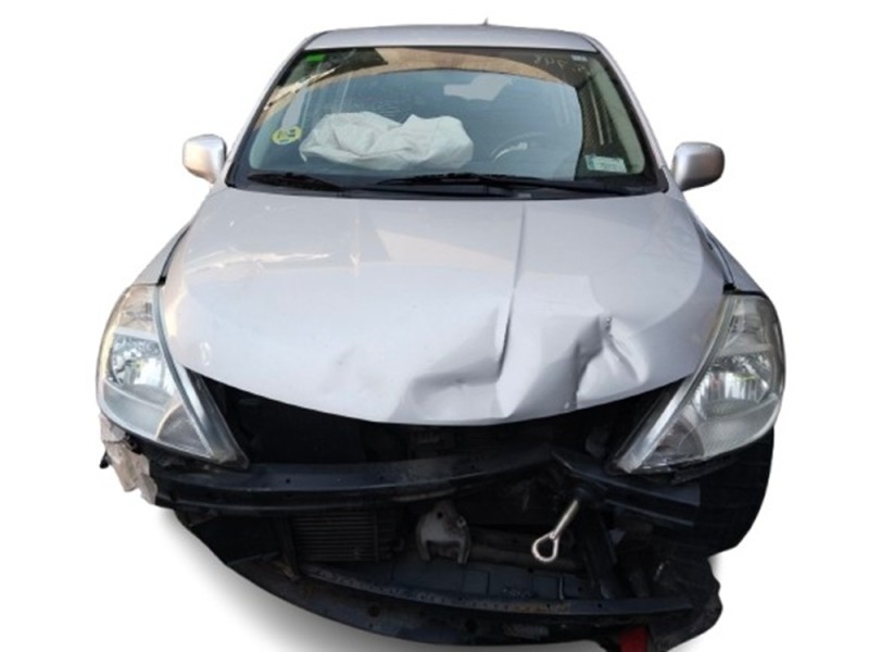 nissan tiida hatchback (c11) del año 2008