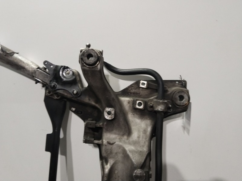 Recambio de puente delantero para peugeot 407 sw st sport referencia OEM IAM 3502CQ  3502AG