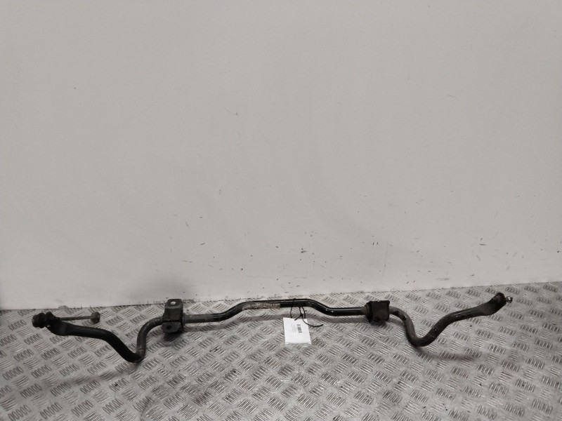 Recambio de barra estabilizadora delantera para ford focus berlina (cap) ghia referencia OEM IAM 1686182   Recambio de barra estabilizadora delantera para ford focus berlina (cap) ghia referencia OEM IAM 1686182