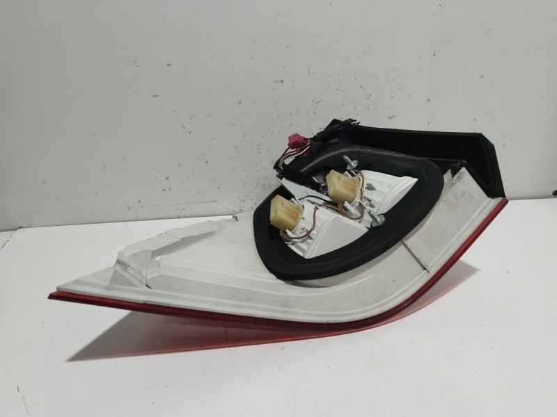Recambio de piloto trasero derecho para bmw 5 touring (e61) 525 d referencia OEM IAM 63217177694   Recambio de piloto trasero derecho para bmw 5 touring (e61) 525 d referencia OEM IAM 63217177694