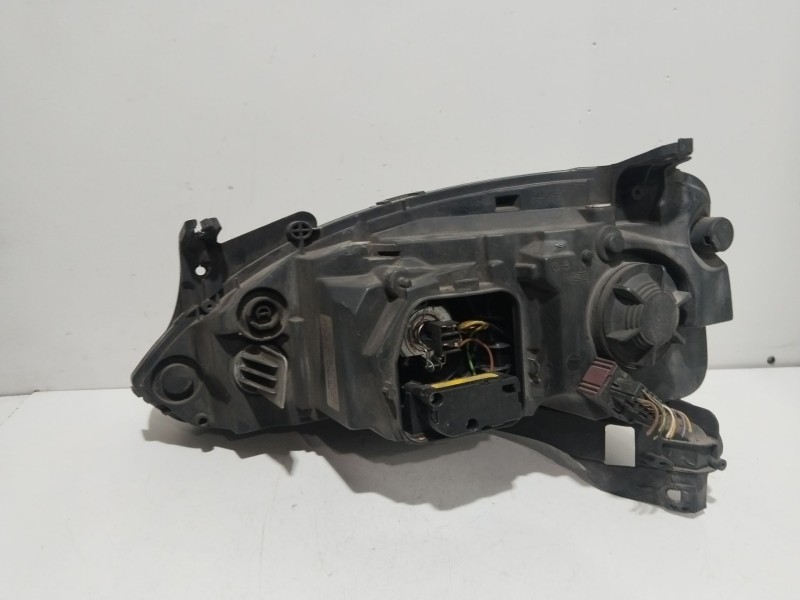 Recambio de faro derecho para opel combo (corsa c) tour enjoy referencia OEM IAM 13237262  