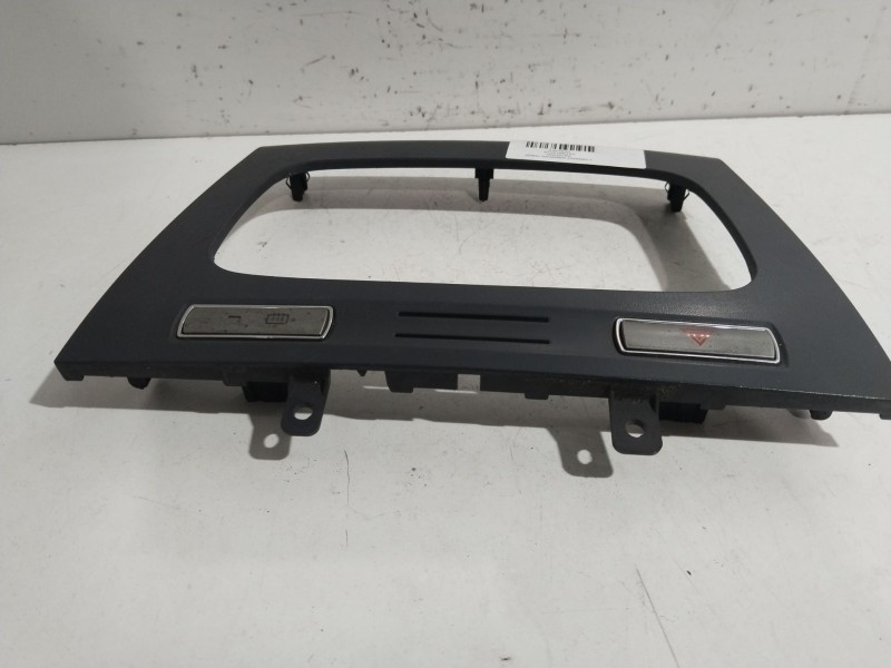 Recambio de moldura para ford tourneo connect 1.8 tdci referencia OEM IAM 9T1618835A  