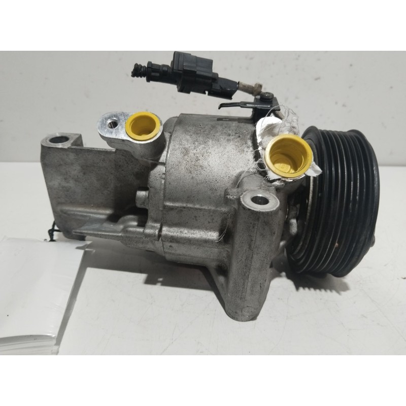 Recambio de compresor aire acondicionado para dacia sandero ii tce 90 (b8m1, b8ma) referencia OEM IAM T98067A  