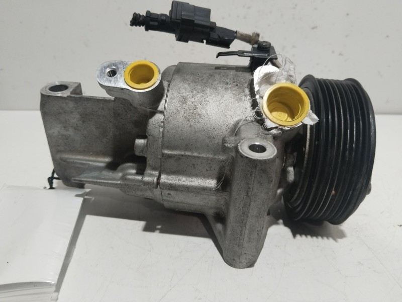 Recambio de compresor aire acondicionado para dacia sandero ii tce 90 (b8m1, b8ma) referencia OEM IAM T98067A  