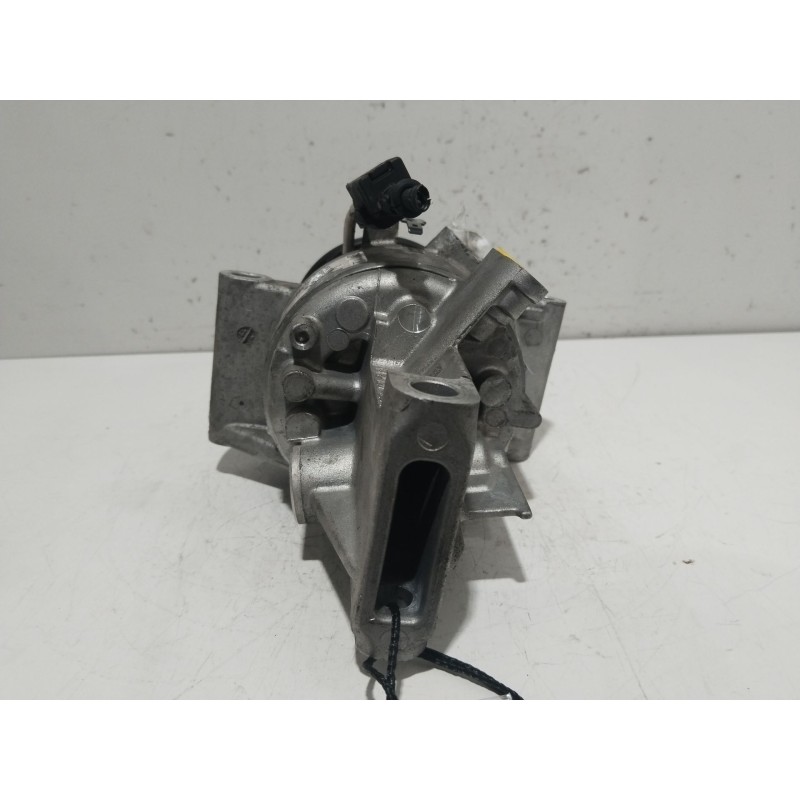 Recambio de compresor aire acondicionado para dacia sandero ii tce 90 (b8m1, b8ma) referencia OEM IAM T98067A  