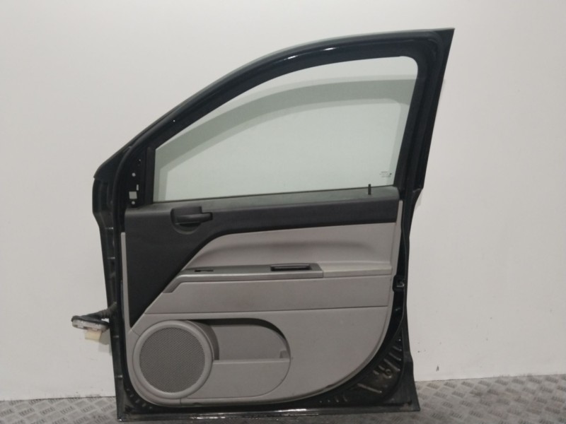 Recambio de puerta delantera derecha para jeep compass (mk49) 2.0 crd 4x4 referencia OEM IAM 05074944AF  