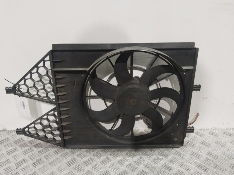 Recambio de electroventilador para seat ibiza iv (6j5, 6p1) 1.2 referencia OEM IAM 6R0121207  