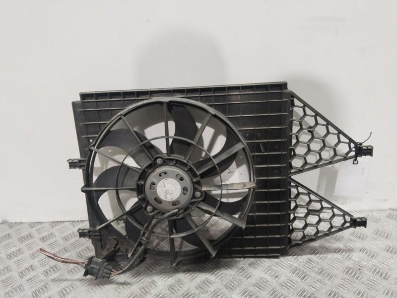Recambio de electroventilador para seat ibiza iv (6j5, 6p1) 1.2 referencia OEM IAM 6R0121207  