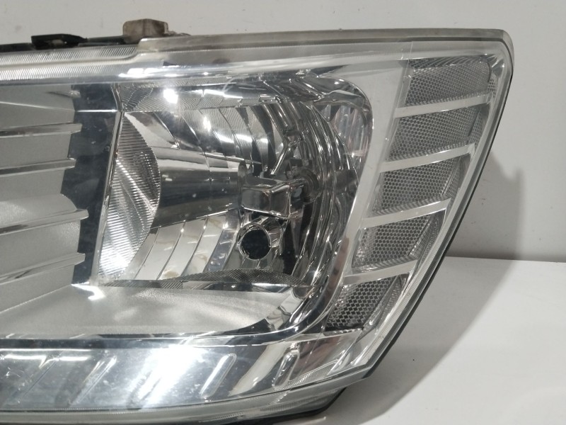 Recambio de faro izquierdo para dodge journey 2.0 crd referencia OEM IAM 05067789AA  05067789AE