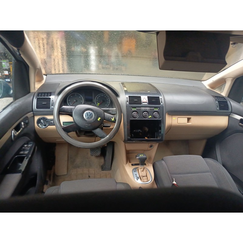 VOLKSWAGEN TOURAN (1T1, 1T2) - imagen 3