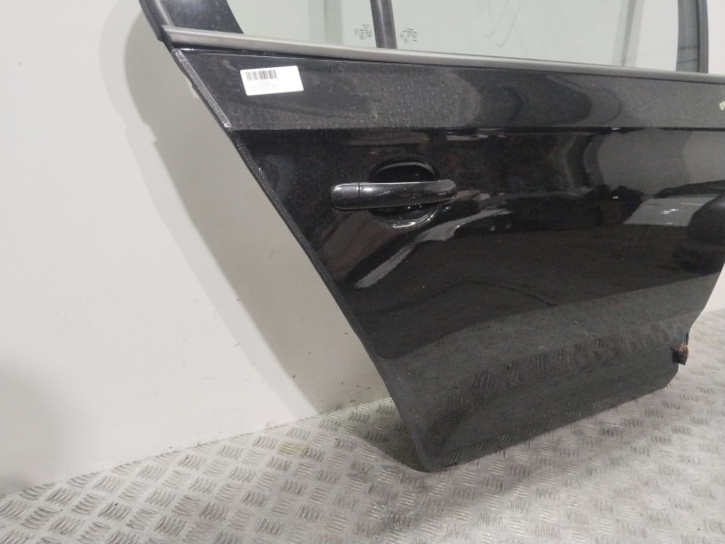 Recambio de puerta trasera derecha para seat toledo iv (kg3) 1.6 tdi referencia OEM IAM 5JA833056B  NEGRO