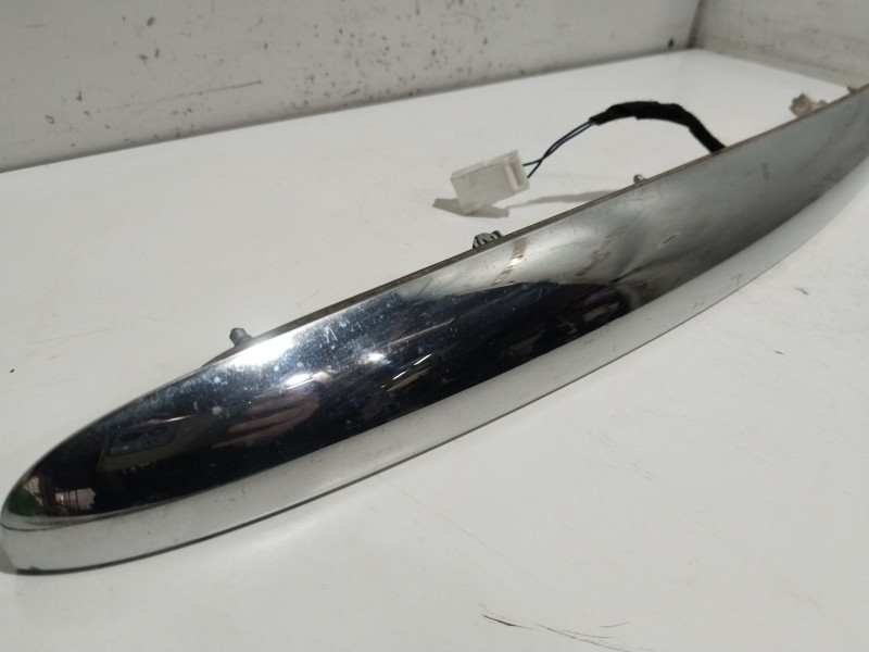 Recambio de molduras traseras para lancia musa (350_) 1.9 d multijet (350.axc1a) referencia OEM IAM 735335751  