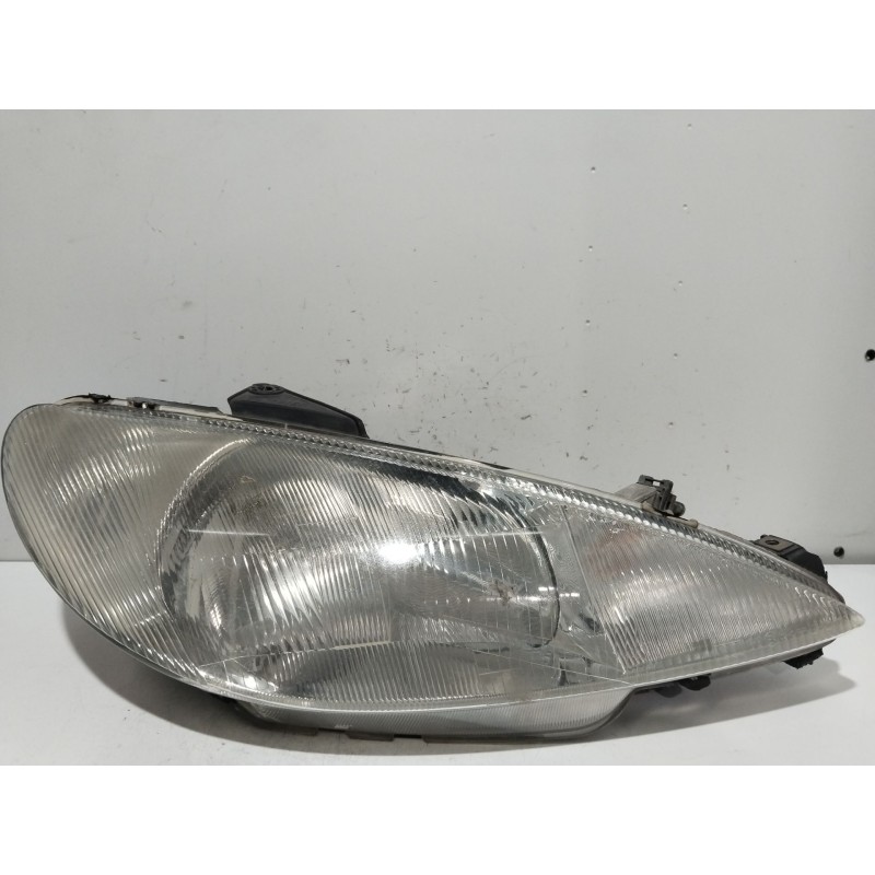 Recambio de faro derecho para peugeot 206 hatchback (2a/c) 1.1 i referencia OEM IAM 9640559480  